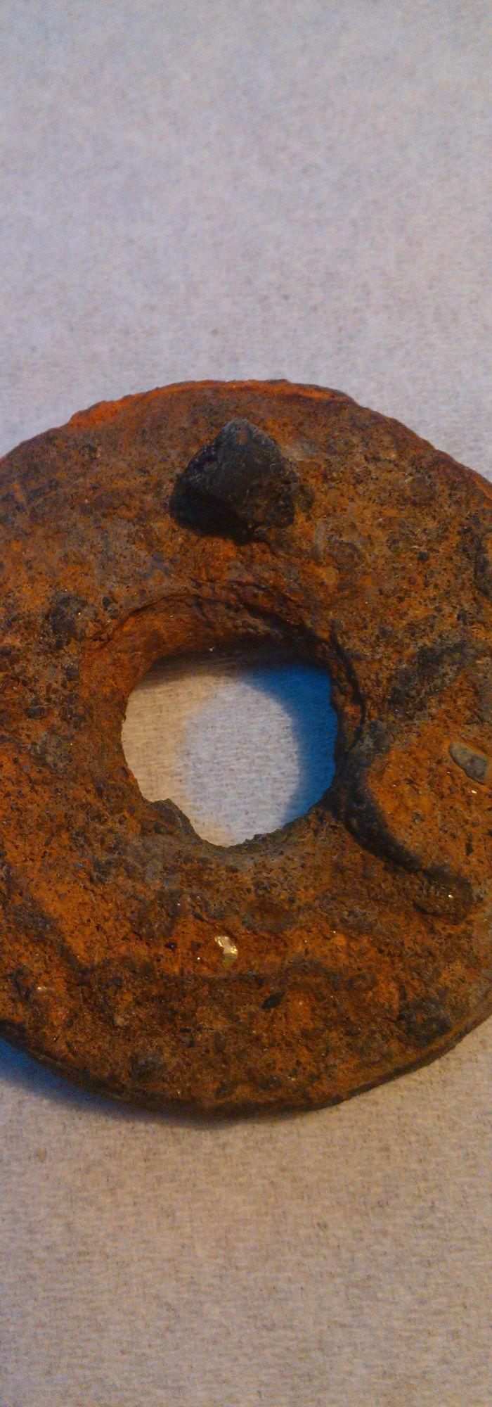 铁币一枚,请教如何除锈和保养!_铁币一枚,请教