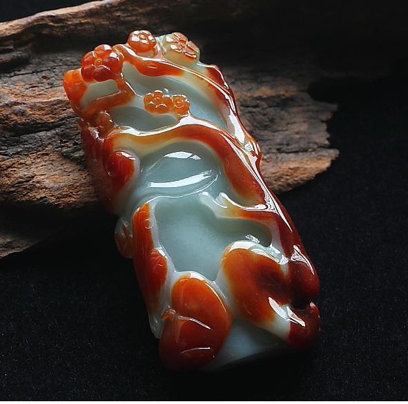 喜上眉梢翡翠的寓意_喜上眉梢翡翠的寓意鉴定