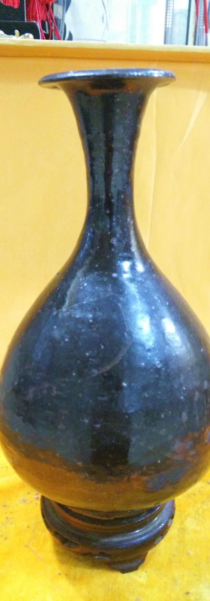 漂亮的铁锈花玉壶春瓶子一个,口有点磕碰找高