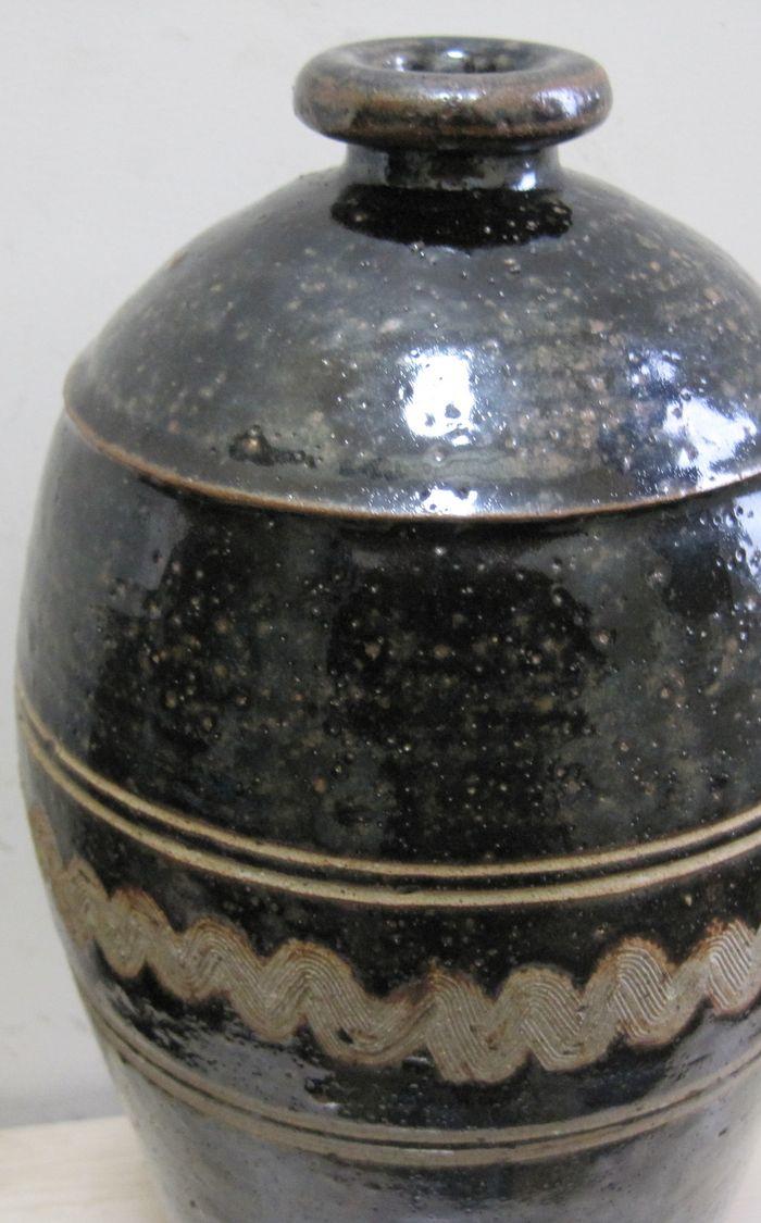 明黑釉水泼炫纹锁口梅瓶_明黑釉水泼炫纹锁口