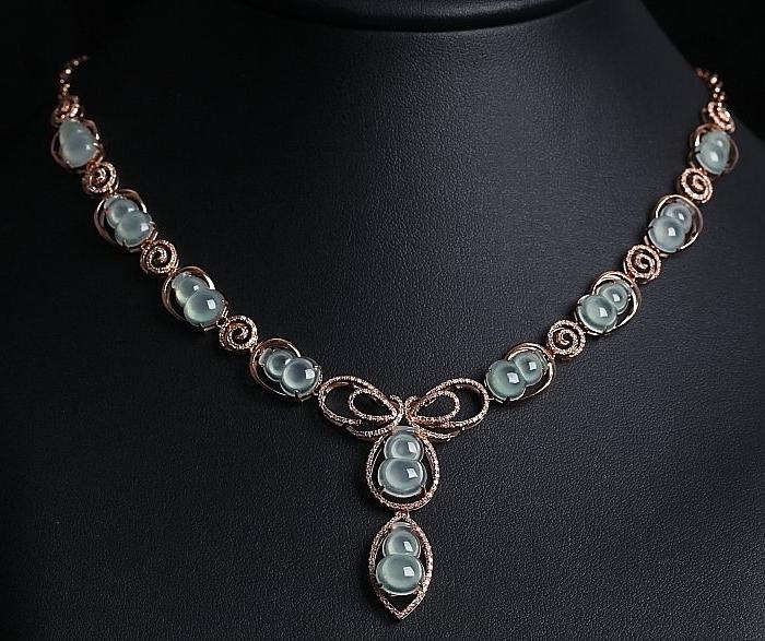 翡翠项链挑选搭配技巧,很实用_翡翠项链挑选搭