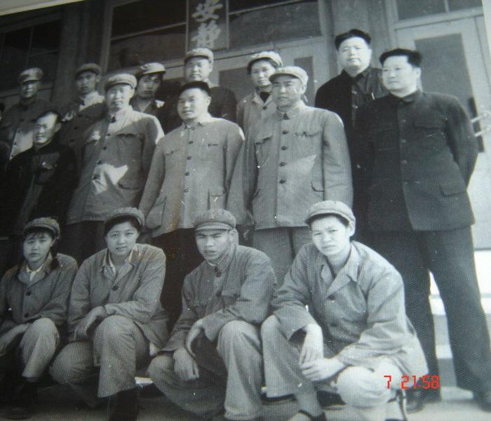 1966年河北邢台大地震原版照片记录那个时代