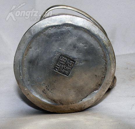 一个壶请老师看看是不是银材质_一个壶请老师