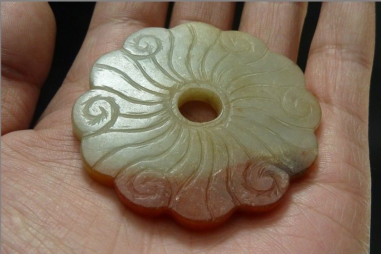 伟德国际强少小百科---玉石世界