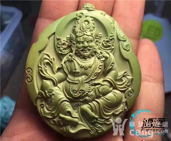 鸿运绿松石:绿松石怎样保养及盘玩才能出最好