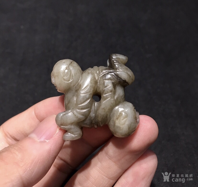 明代和田玉四喜童子
