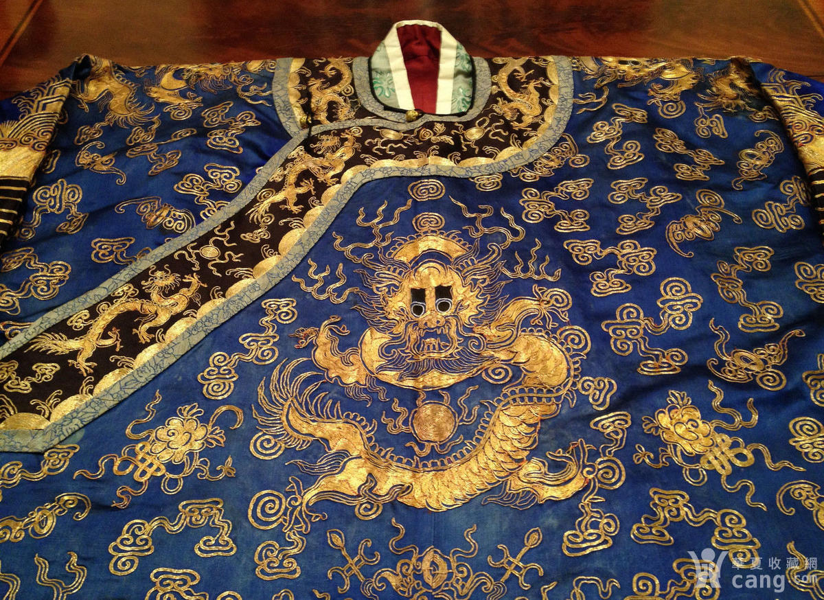 清中晚期盘金丝蟒袍_鉴定频道_华夏收藏网