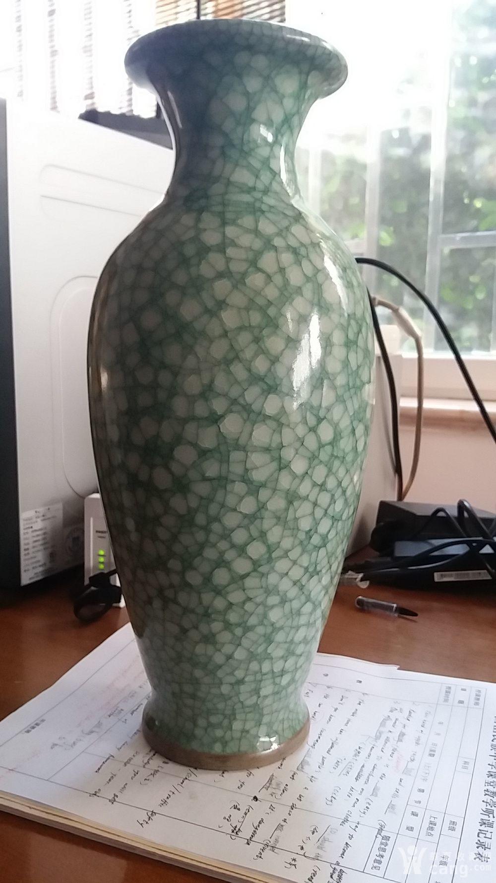 宋钧官窑绿丝冰裂纹瓶
