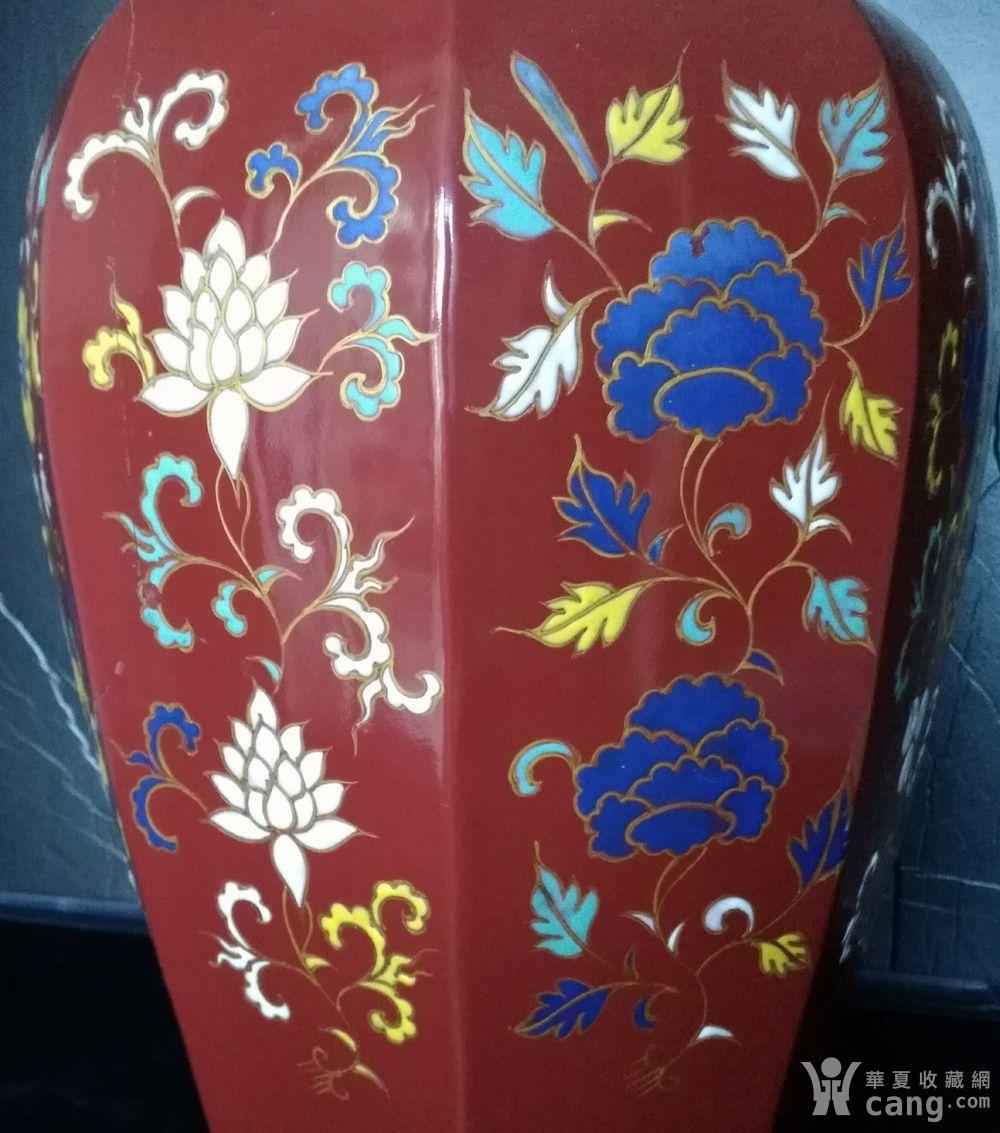 元代 内府 款红釉五色花戗金五彩花卉纹八